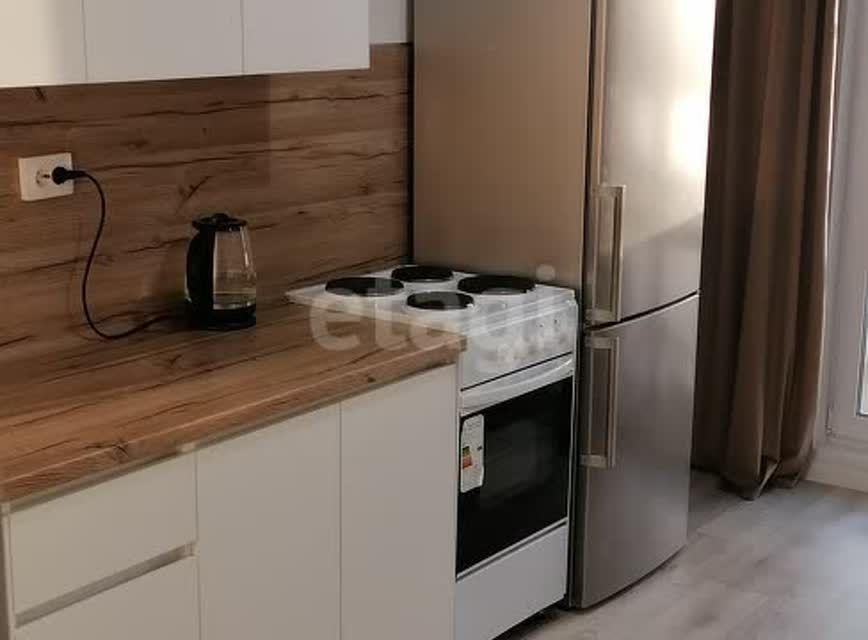Продаётся 1-комнатная квартира, 40.6 м²