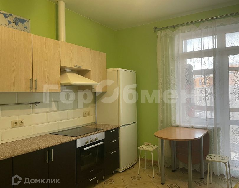 Продаётся 1-комнатная квартира, 41 м²