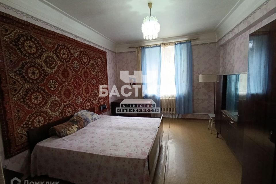 Продаётся 3-комнатная квартира, 71 м²