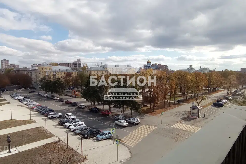 Продаётся 4-комнатная квартира, 67 м²