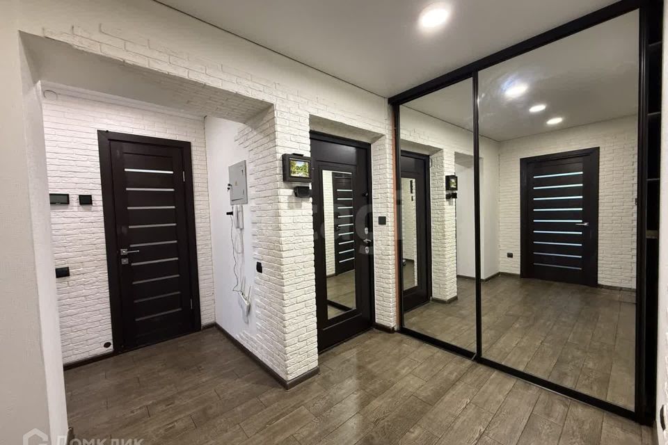 Продаётся 3-комнатная квартира, 67.8 м²