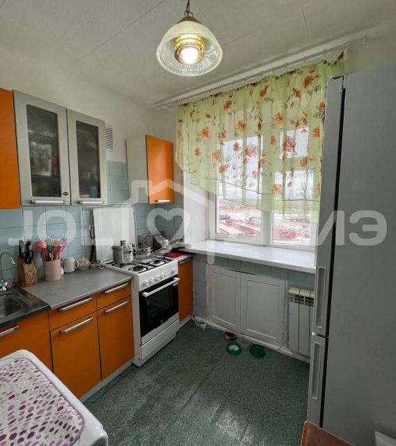 Продаётся 3-комнатная квартира, 56.8 м²