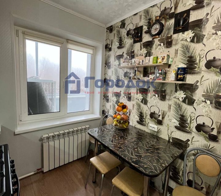 Продаётся 3-комнатная квартира, 57.7 м²