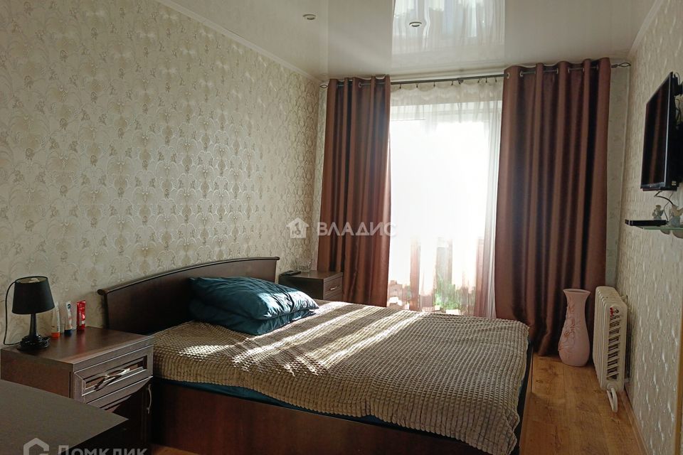 Продаётся 3-комнатная квартира, 60.5 м²
