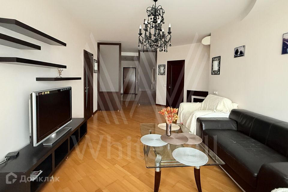 Продаётся 3-комнатная квартира, 100 м²