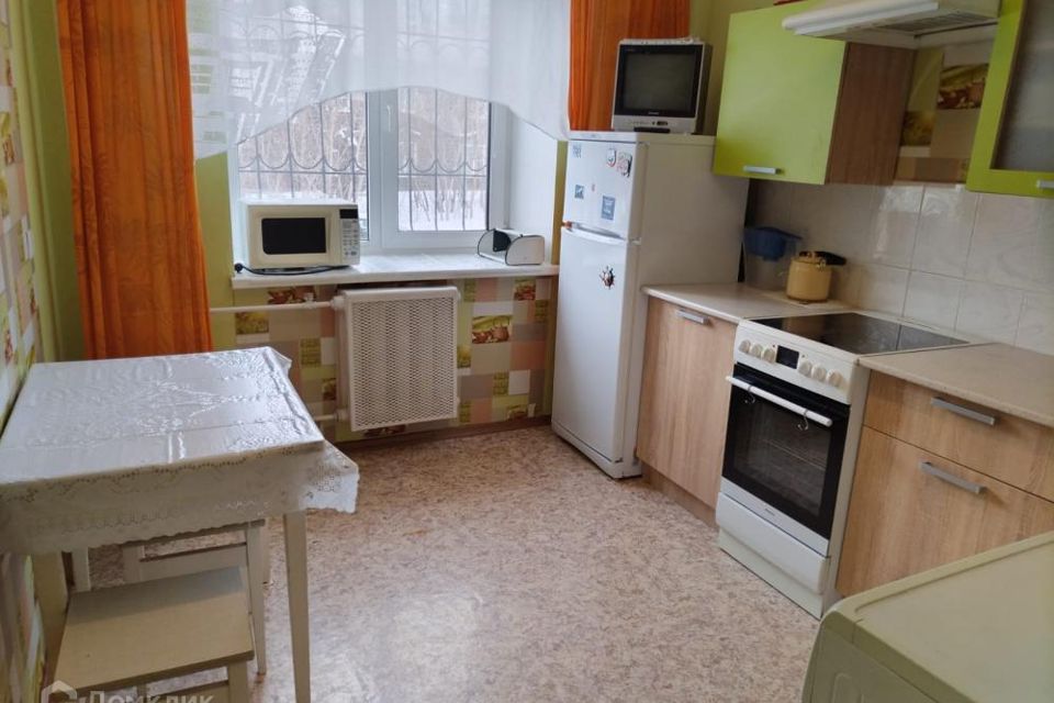 Продаётся 1-комнатная квартира, 38 м²
