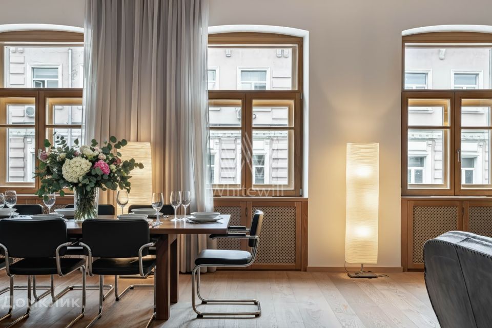 Сдаётся 3-комнатная квартира, 183 м²