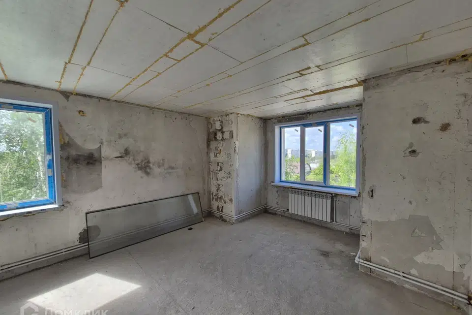 Продаётся 4-комнатная квартира, 115.7 м²