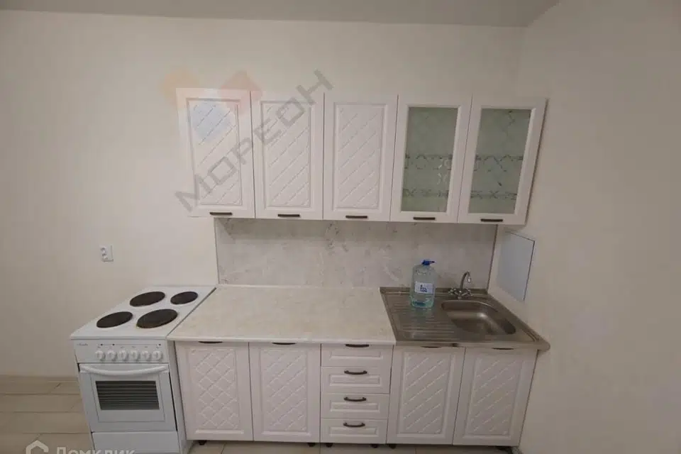 Продаётся 1-комнатная квартира, 43.3 м²