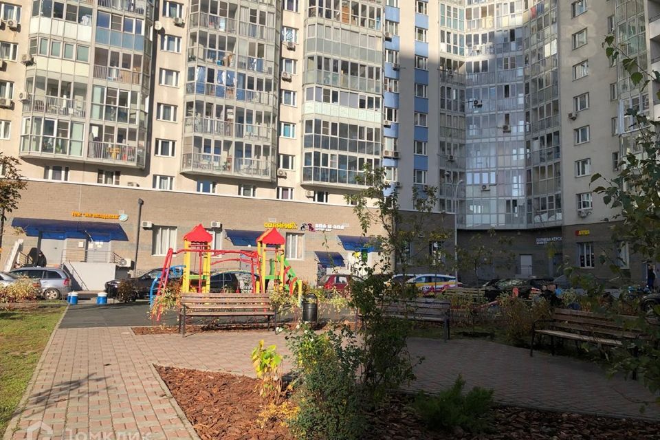 Продаётся 2-комнатная квартира, 56 м²