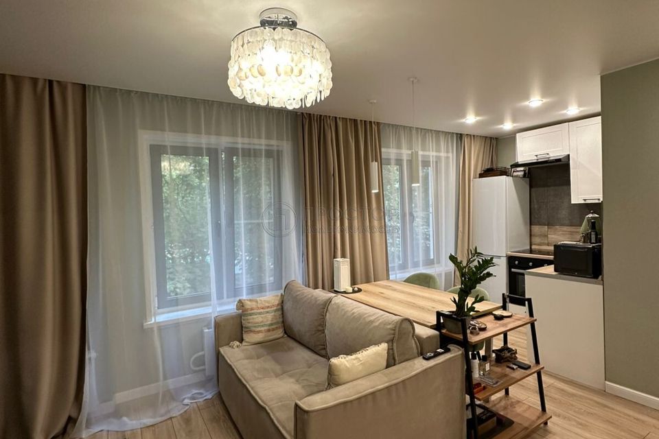 Продаётся 1-комнатная квартира, 32 м²