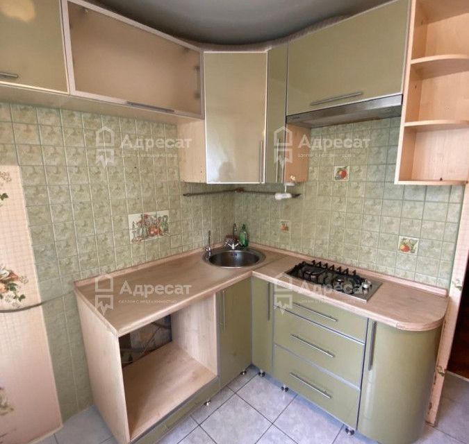Продаётся 3-комнатная квартира, 48.6 м²