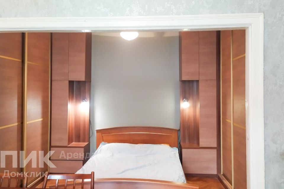 Сдаётся 1-комнатная квартира, 52 м²