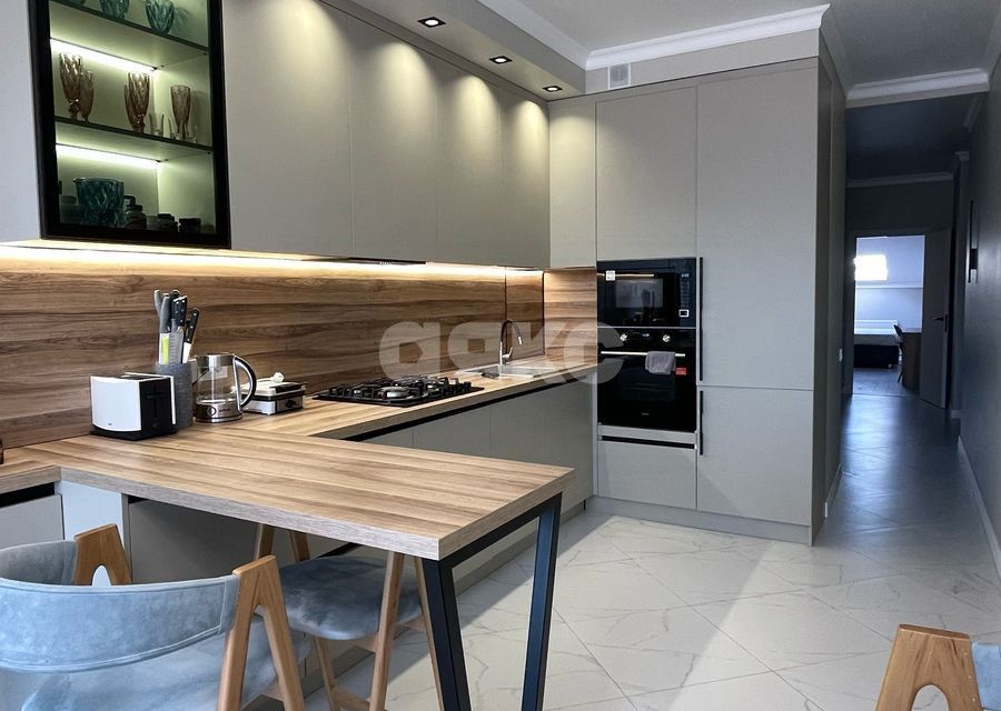 Продаётся 1-комнатная квартира, 53.1 м²