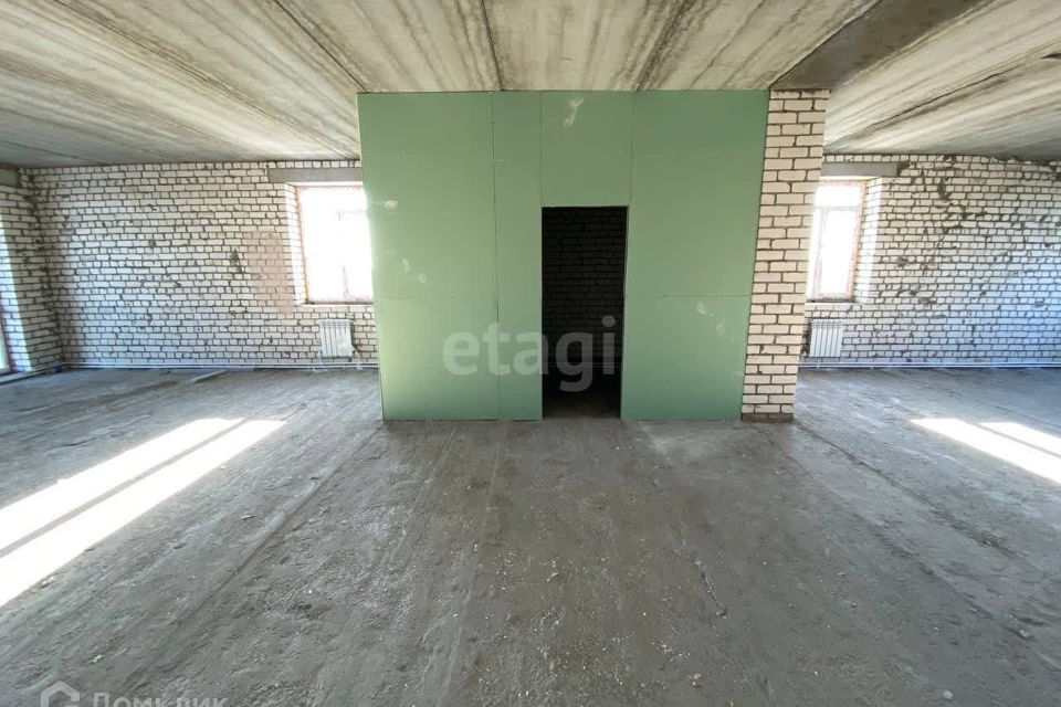 Продаётся 3-комнатная квартира, 106.6 м²