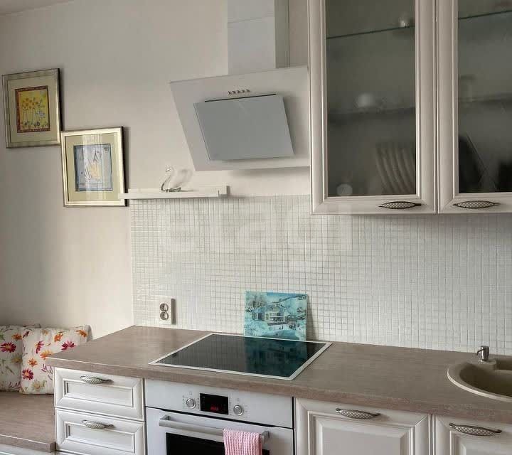 Сдаётся 3-комнатная квартира, 103 м²
