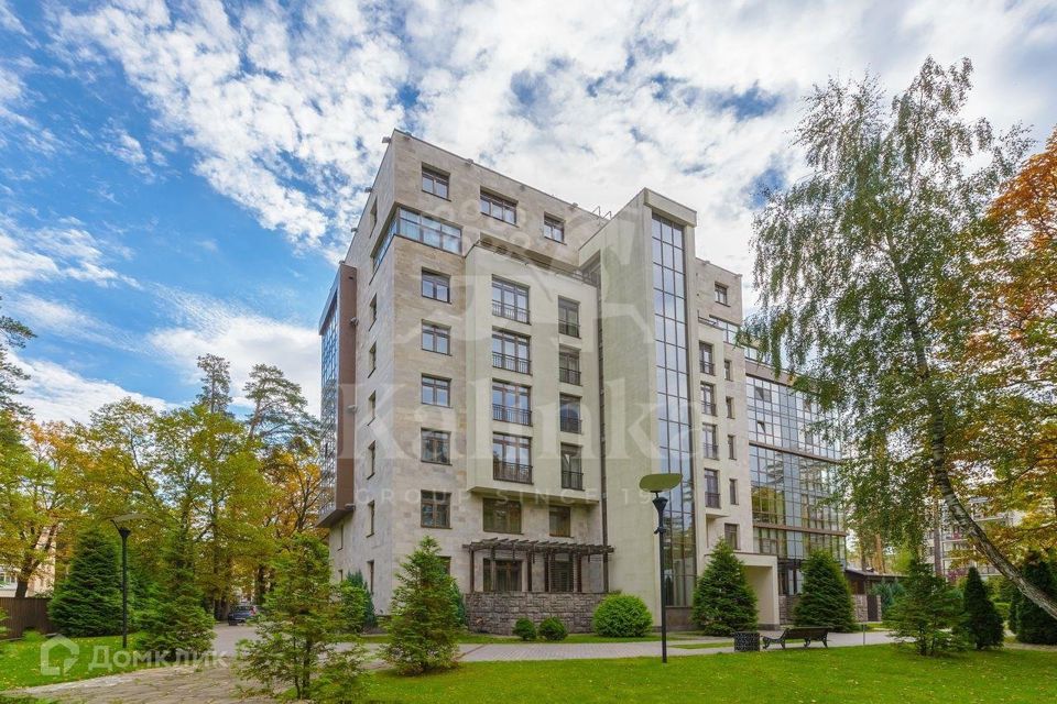 Продаётся 3-комнатная квартира, 116 м²