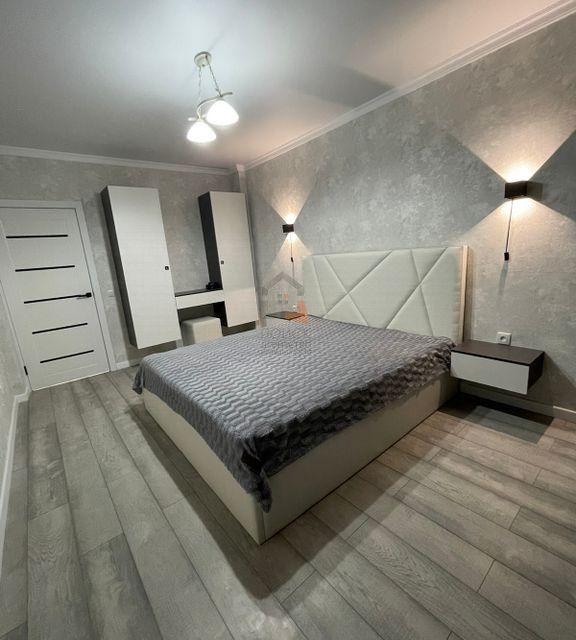 Сдаётся 1-комнатная квартира, 55 м²