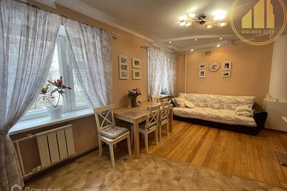 Продаётся 3-комнатная квартира, 82.4 м²