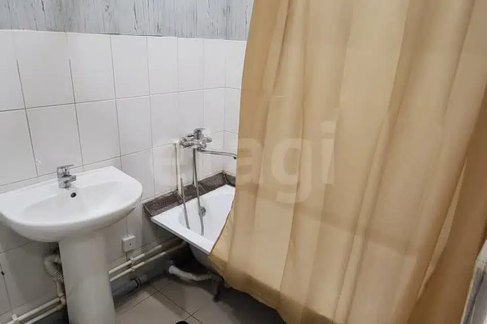 Сдаётся 1-комнатная квартира, 33 м²