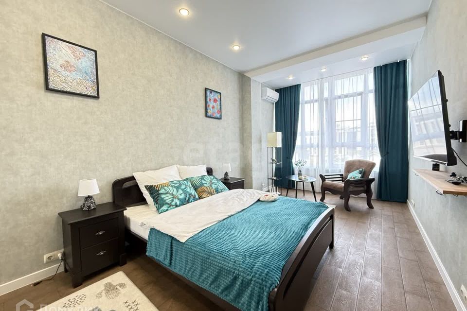 Продаётся 1-комнатная квартира, 53.8 м²