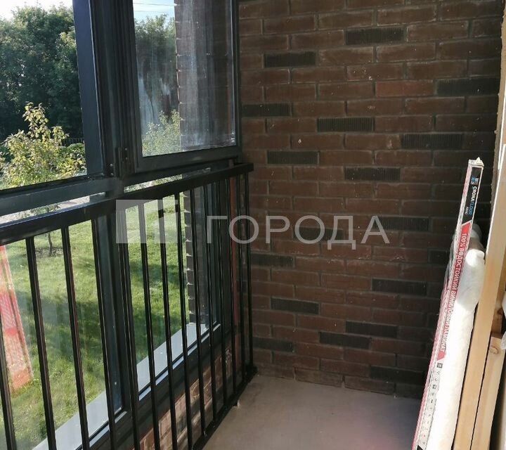 Продаётся 1-комнатная квартира, 43 м²