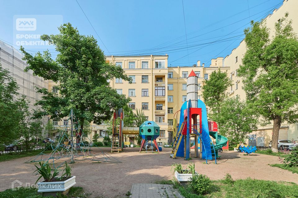 Продаётся 3-комнатная квартира, 62.7 м²
