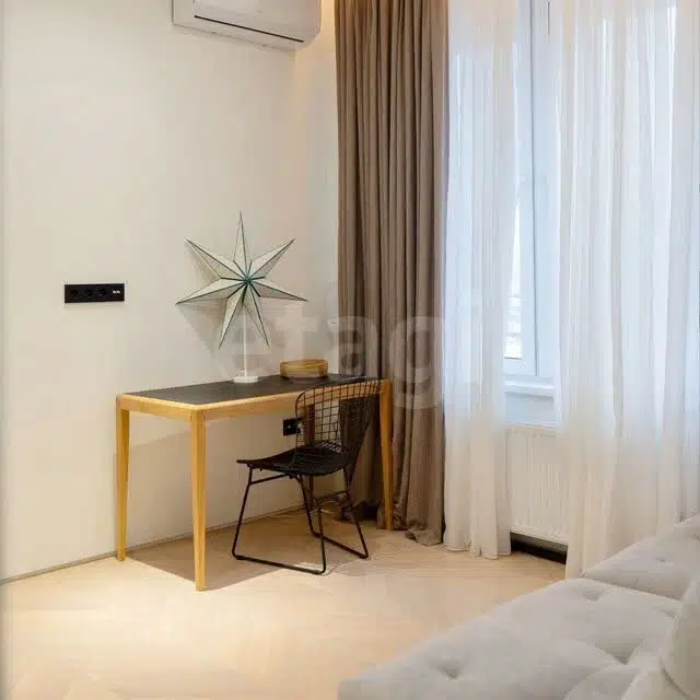 Продаётся 1-комнатная квартира, 39.6 м²