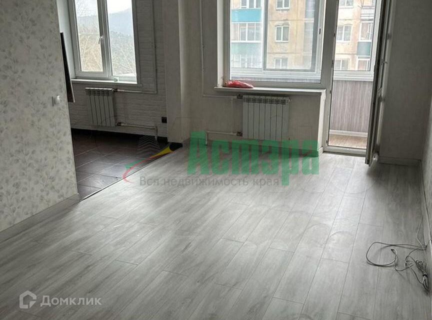 Продаётся 3-комнатная квартира, 60 м²