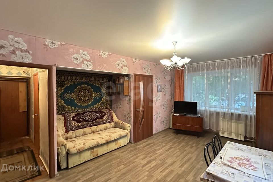 Сдаётся 1-комнатная квартира, 50 м²