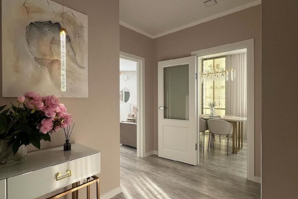 Продаётся 2-комнатная квартира, 56.7 м²