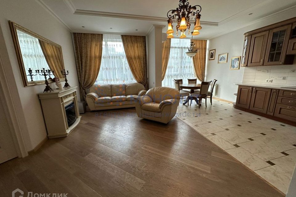 Продаётся 3-комнатная квартира, 93.3 м²