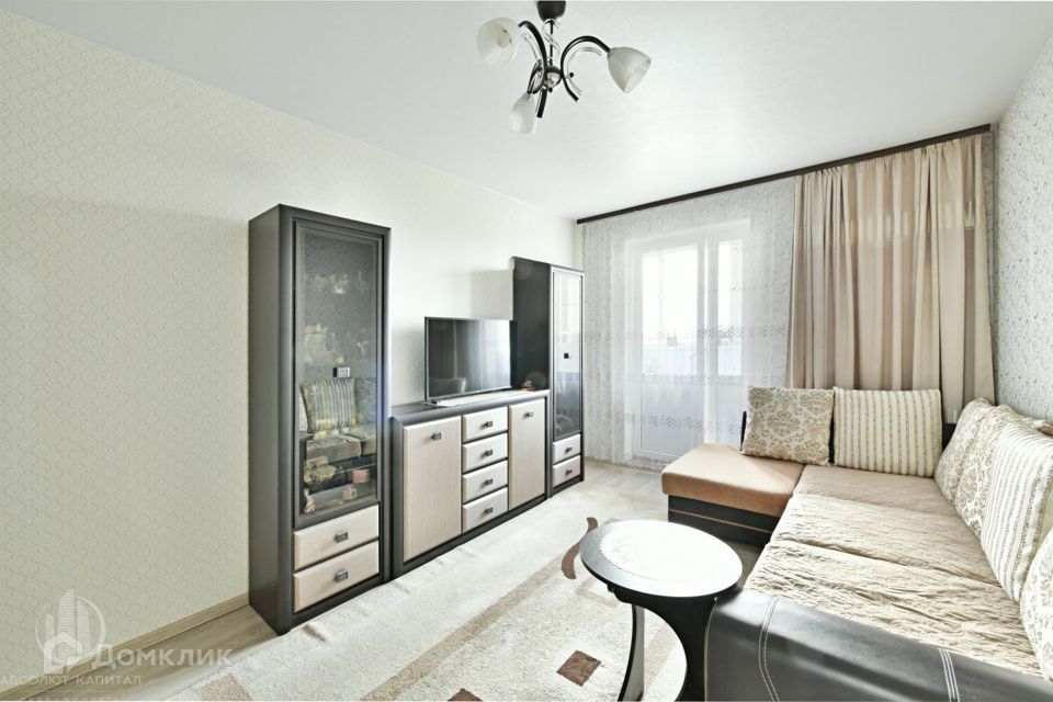 Продаётся 1-комнатная квартира, 42.3 м²