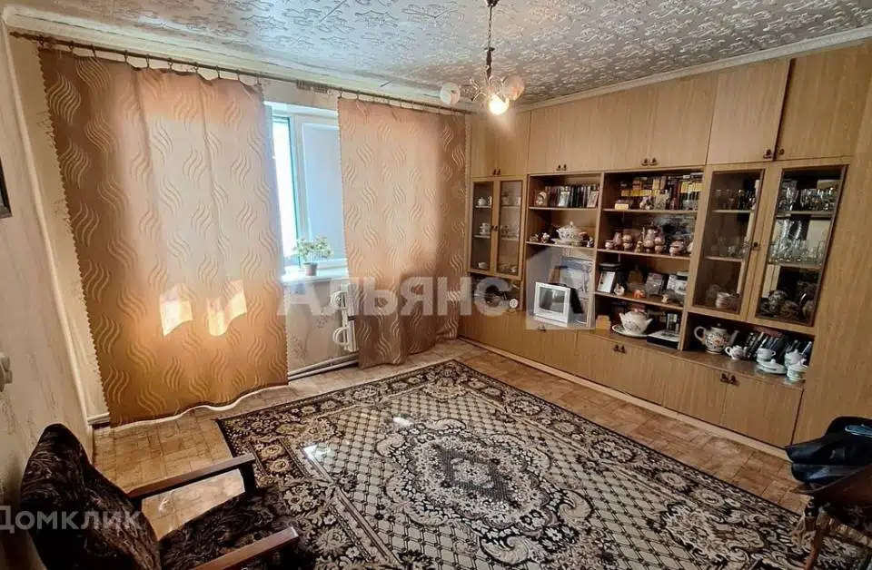 Продаётся 4-комнатная квартира, 85 м²