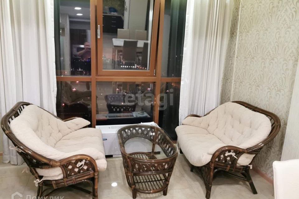 Сдаётся 3-комнатная квартира, 100 м²