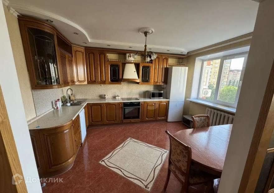 Сдаётся 3-комнатная квартира, 108 м²