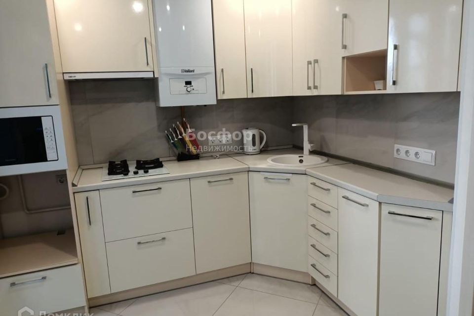 Продаётся 3-комнатная квартира, 65 м²
