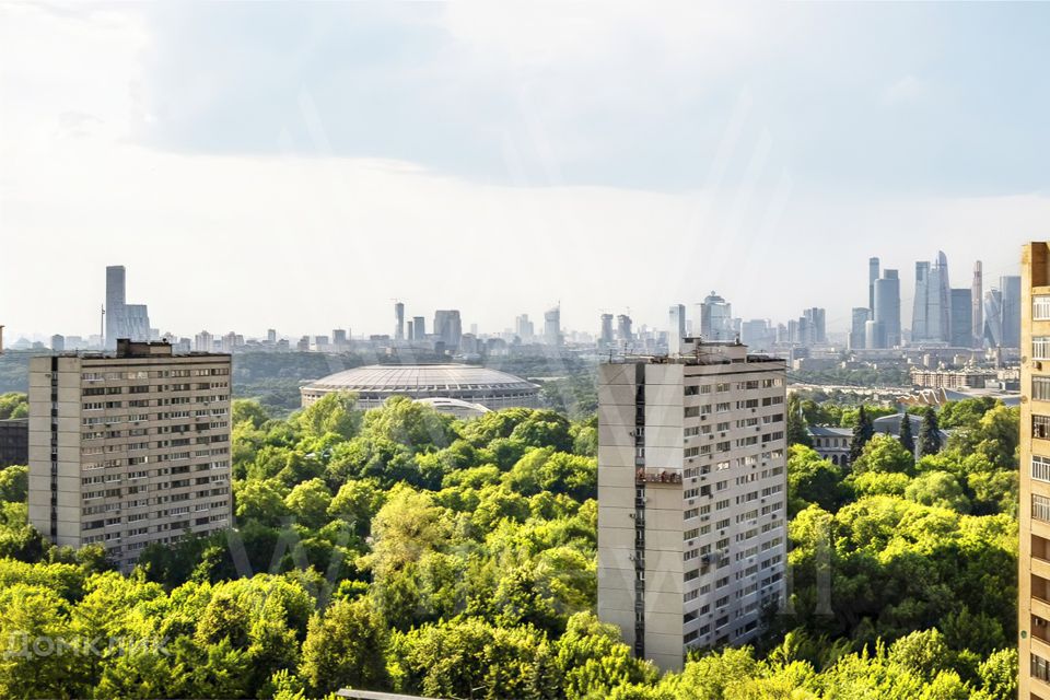 Продаётся 3-комнатная квартира, 112.6 м²