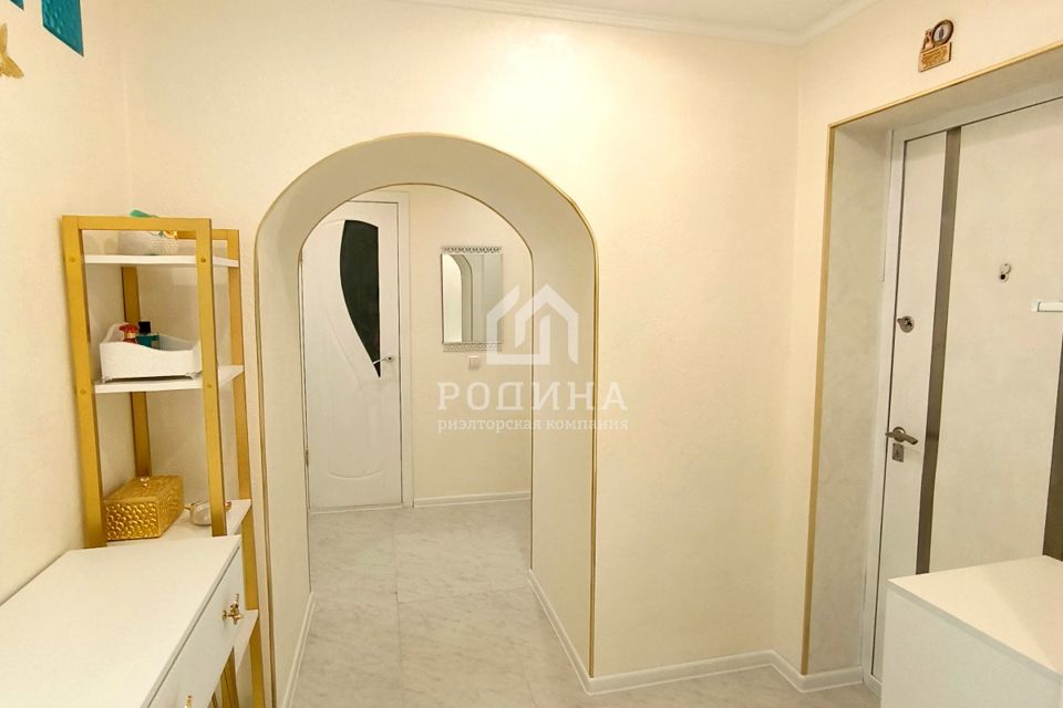 Продаётся 2-комнатная квартира, 56.5 м²