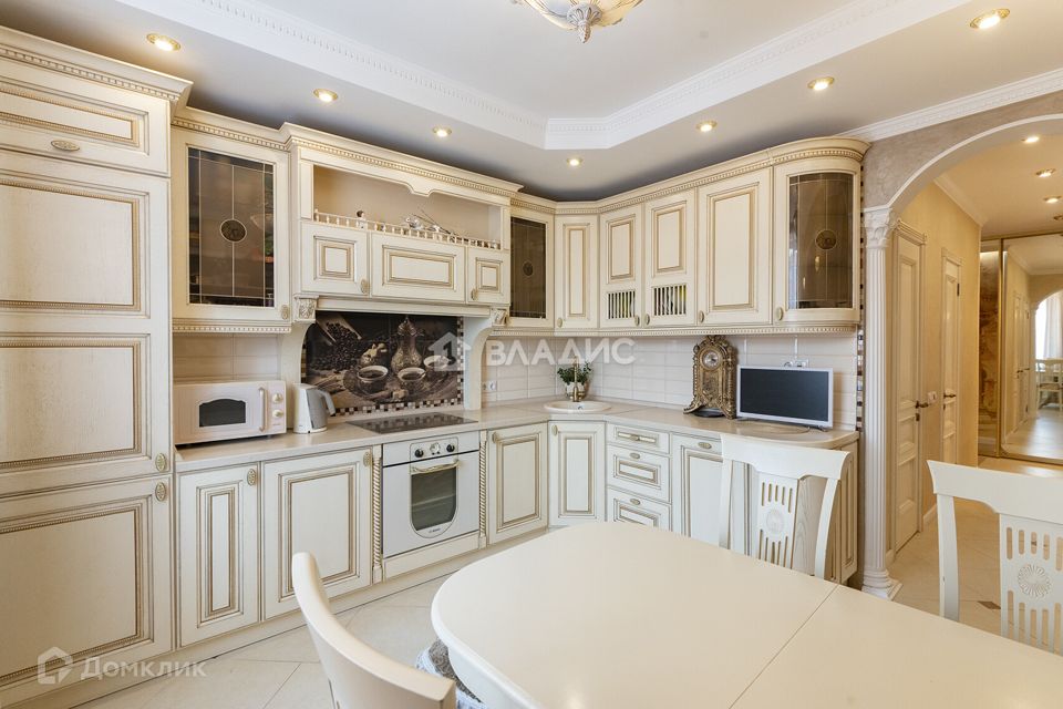 Продаётся 2-комнатная квартира, 62.7 м²