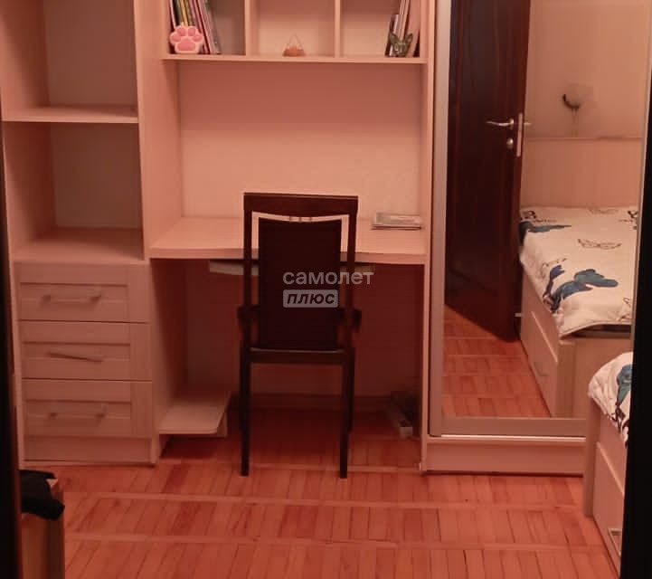 Продаётся 4-комнатная квартира, 67 м²