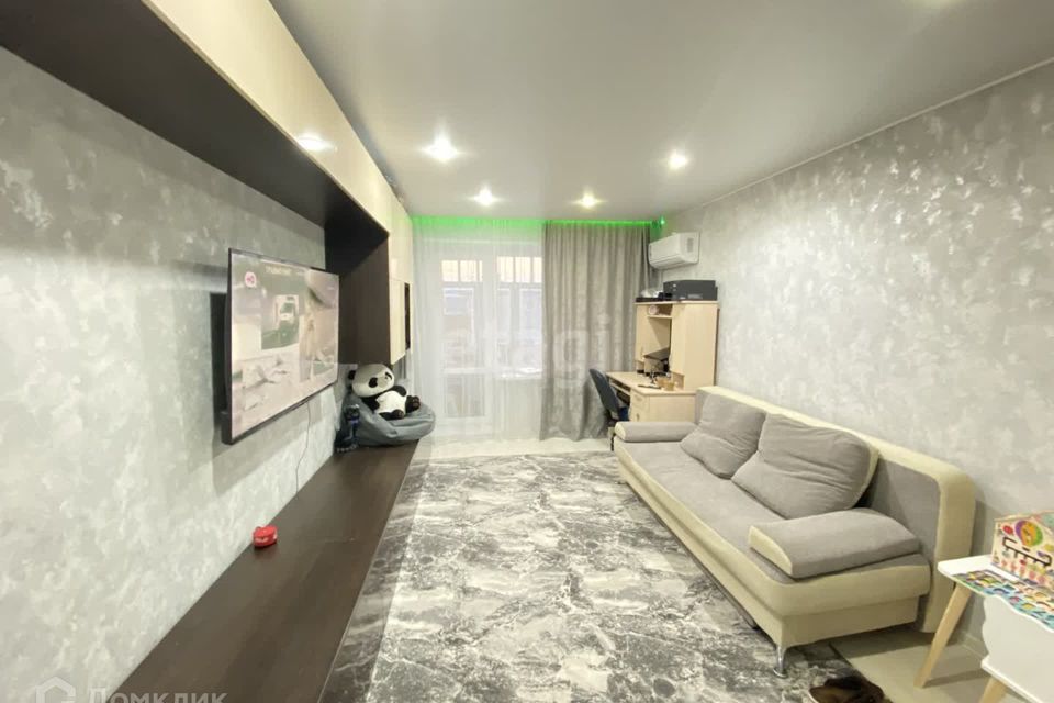 Продаётся 3-комнатная квартира, 60 м²