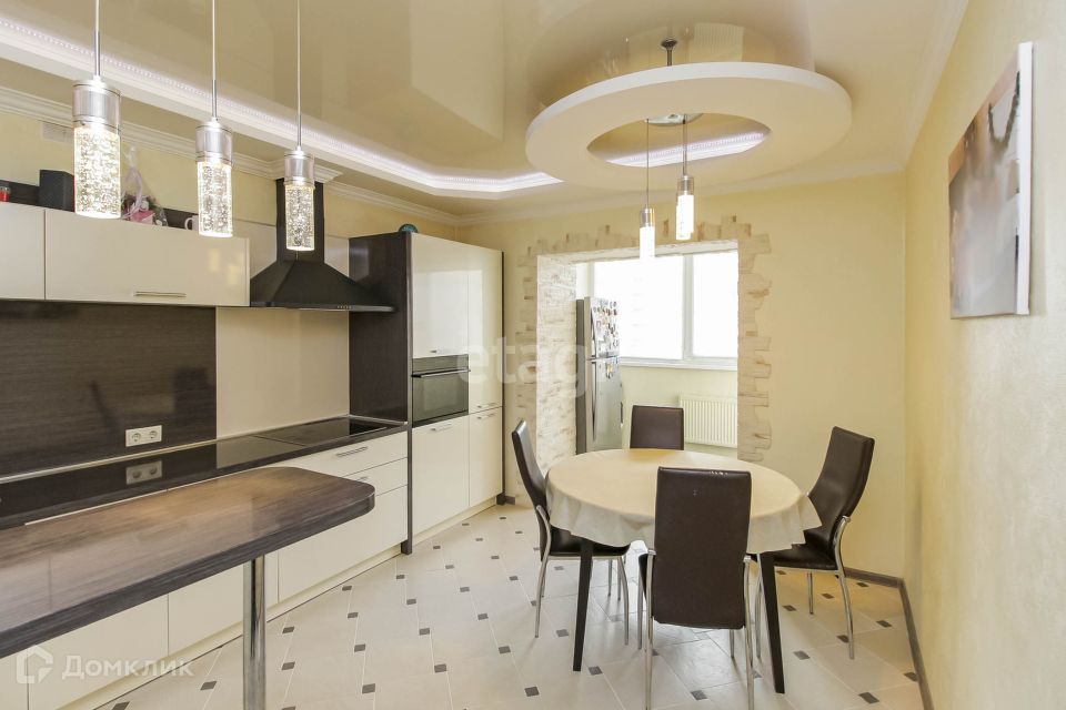 Продаётся 3-комнатная квартира, 83.6 м²