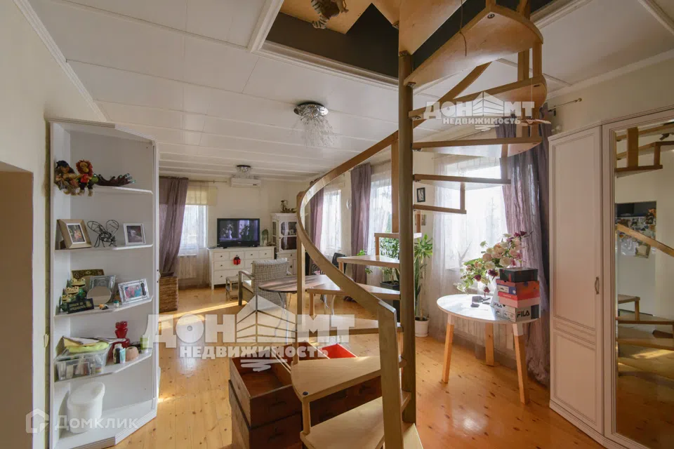 Продаётся 2-этажный дом, 149 м²