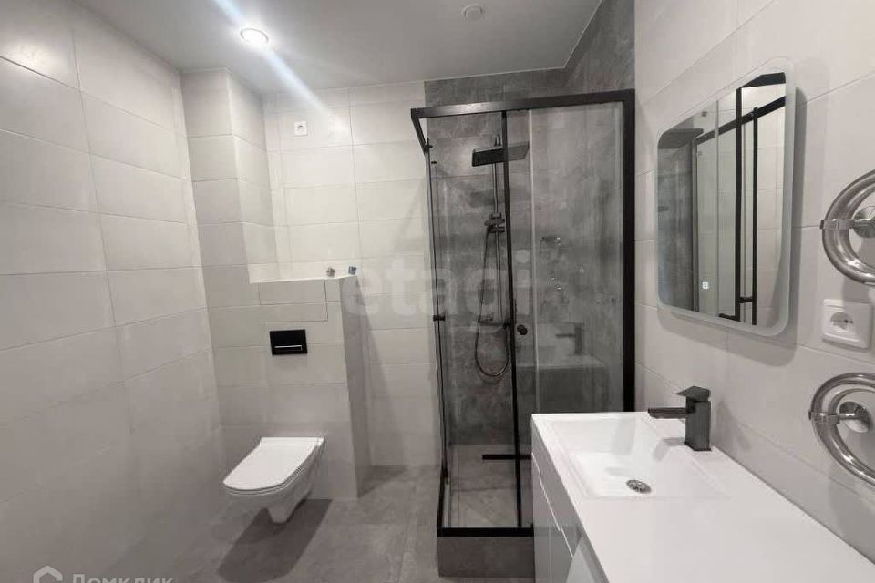Сдаётся 1-комнатная квартира, 42 м²