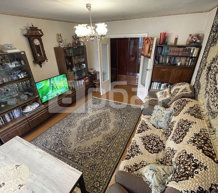 Продаётся 3-комнатная квартира, 60.3 м²