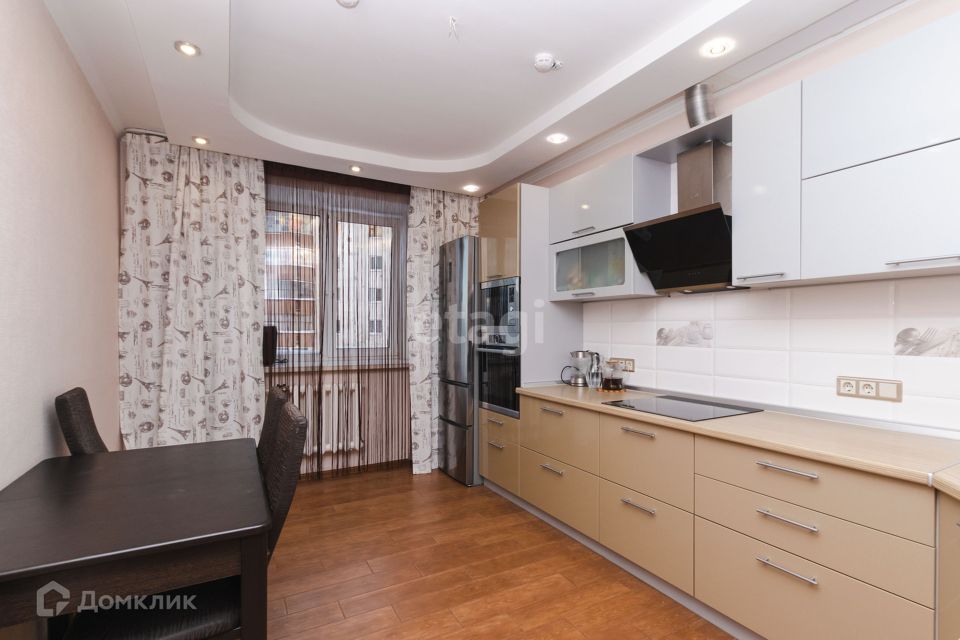 Продаётся 2-комнатная квартира, 72.9 м²