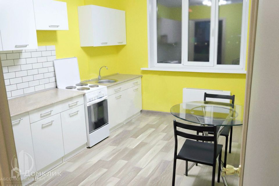 Сдаётся 2-комнатная квартира, 55.4 м²