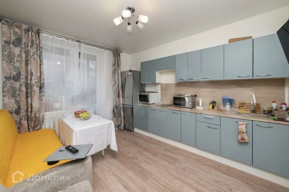 Продаётся 2-комнатная квартира, 59.8 м²