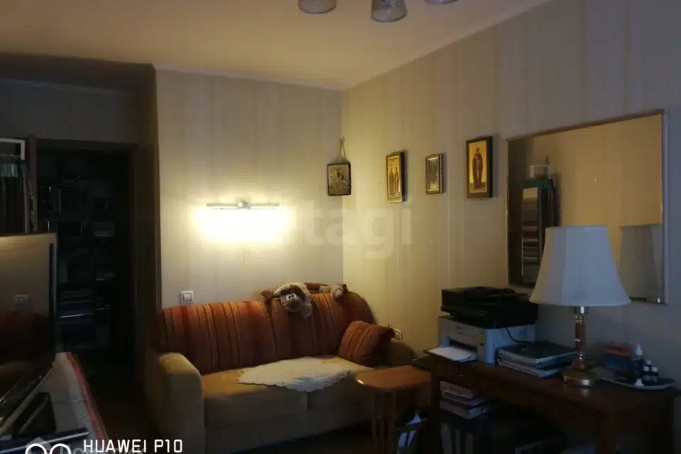 Продаётся 2-комнатная квартира, 50.8 м²